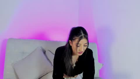lindsey  online show from July 2026 08:00:01 PM