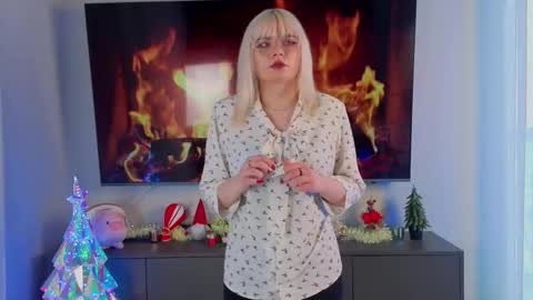 Chloe online show from February 2026 06:50:02 AM