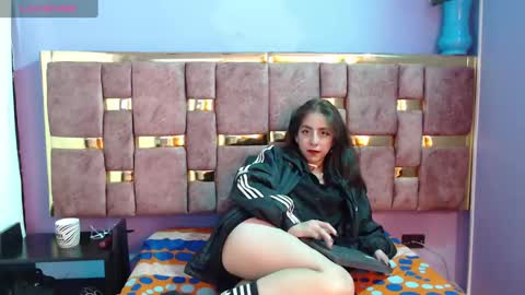 Snapshot of ling_ling24 chatting on March 2025 05:50:02 AM ling ling24 online show from March 2025 05:50:02 AM