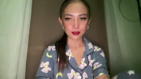 linkingqueens online show from December 2025 02:36:02 PM