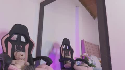 Luciana online show from February 2026 09:33:01 PM