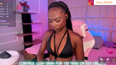Snapshot of linsyadams chatting on January 2025 08:37:01 PM online show from January 2025 08:37:01 PM