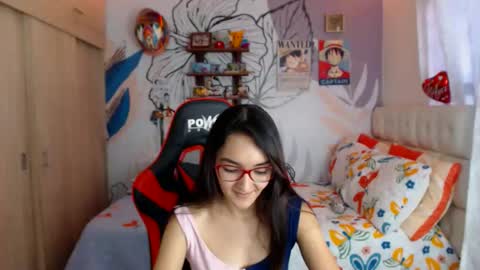 LinzyBaner online show from March 2026 09:52:01 PM