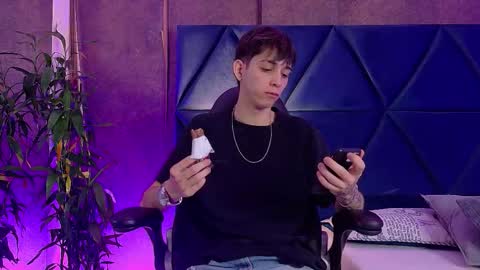 LION FOSTER online show from February 2026 10:25:02 PM