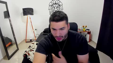 Snapshot of lionn_kingg chatting on October 2025 03:17:01 AM Lion online show from October 2025 03:17:01 AM