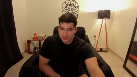 Snapshot of lionn_kingg chatting on January 2026 12:38:01 AM Lion online show from January 2026 12:38:01 AM