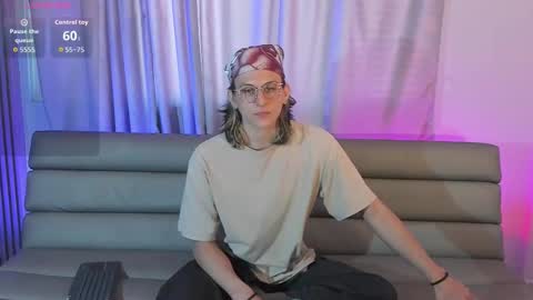 Snapshot of lior_evan chatting on November 2025 11:32:02 AM Lior evan online show from November 2025 11:32:02 AM