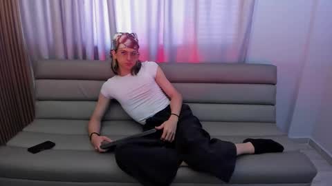 Snapshot of lior_evan chatting on November 2025 11:42:02 AM Lior evan online show from November 2025 11:42:02 AM