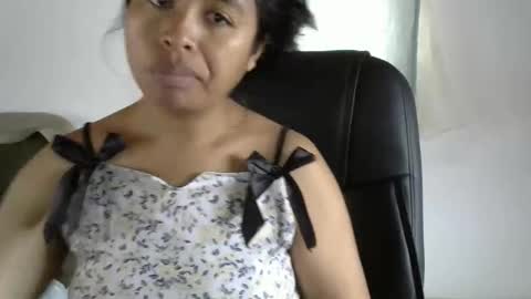 liora online show from May 2026 04:28:01 AM