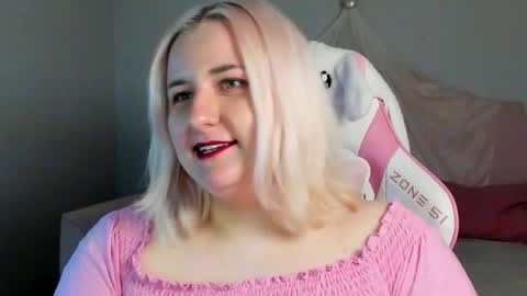 Snapshot of lioraardyn chatting on March 2026 05:22:02 AM LioraArdyn online show from March 2026 05:22:02 AM