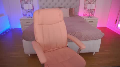 Lia online show from May 2026 09:20:02 PM
