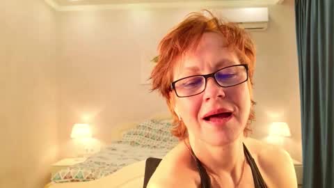 Liora Weiss online show from March 2026 07:15:01 AM