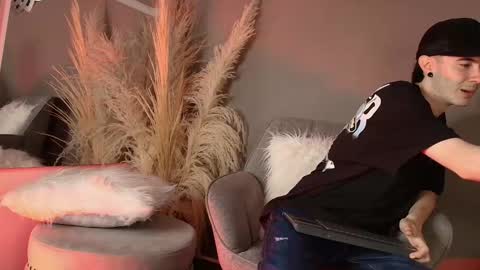  L I O  Q U E E N   online show from January 2026 03:43:01 AM