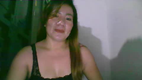 Snapshot of lipsofangel16 chatting on January 2025 10:09:02 AM im cherry online show from January 2025 10:09:02 AM