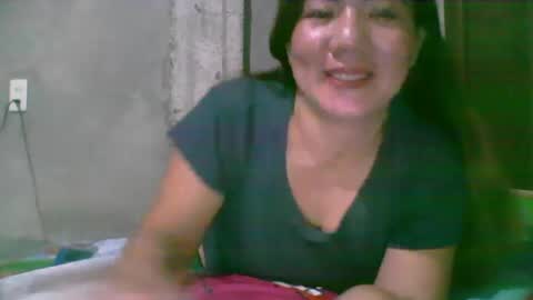Snapshot of lipsofangel16 chatting on January 2025 01:41:02 PM im cherry online show from January 2025 01:41:02 PM