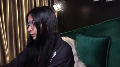 Lire online show from February 2025 04:55:01 AM