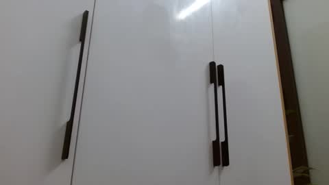 lisa_1011 online show from March 2026 10:27:02 PM