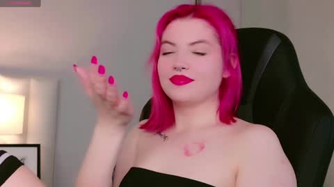 lissi online show from February 2025 09:26:02 AM