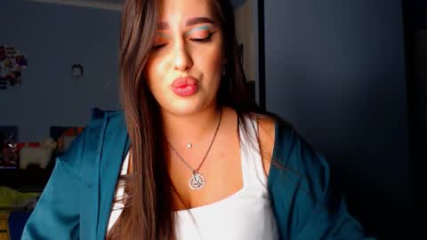 lisa_lady_golden online show from September 2025 08:19:01 PM