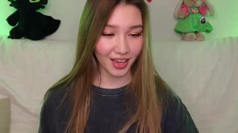 Snapshot of lisa_lit chatting on March 2025 01:06:02 PM Lisa and Katerina online show from March 2025 01:06:02 PM