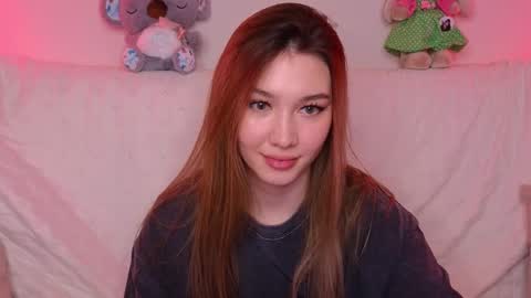 Snapshot of lisa_lit chatting on March 2025 04:09:02 PM Lisa and Katerina online show from March 2025 04:09:02 PM