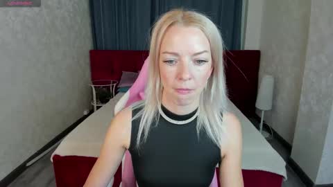 Lisa online show from October 2025 12:22:02 AM