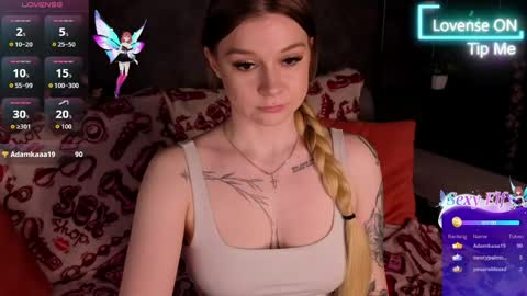 Snapshot of lisa_rabbit chatting on May 2026 01:11:02 AM lisa_rabbit online show from May 2026 01:11:02 AM