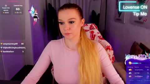 Snapshot of lisa_rabbit chatting on May 2026 01:14:02 AM lisa_rabbit online show from May 2026 01:14:02 AM