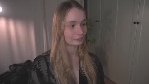 Elisabeth or Lisa online show from February 2026 08:12:02 PM