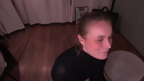 Elisabeth or Lisa online show from March 2026 08:13:01 PM