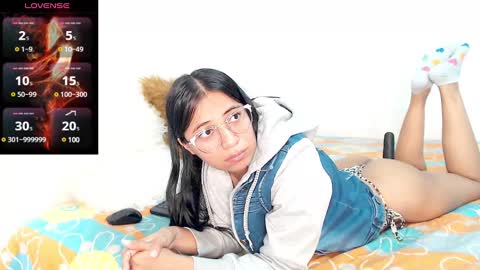 Snapshot of lisa_sexxy chatting on February 2025 03:40:01 PM faisury online show from February 2025 03:40:01 PM
