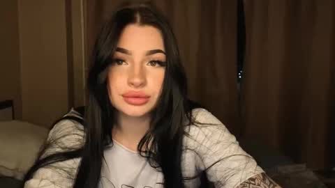 Snapshot of lisaanddenis chatting on November 2025 04:51:02 PM Lisa and Den online show from November 2025 04:51:02 PM