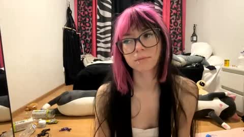 Aileen online show from May 2026 06:25:02 PM
