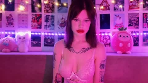 Snapshot of lisadenvinn chatting on December 2024 03:26:02 AM Lisa online show from December 2024 03:26:02 AM
