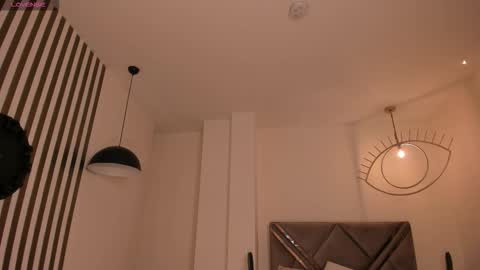 Lisa  Flowers online show from March 2026 11:04:01 AM