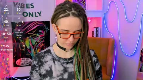 Snapshot of lisafoxy_y chatting on March 2026 05:45:01 AM Lisa online show from March 2026 05:45:01 AM