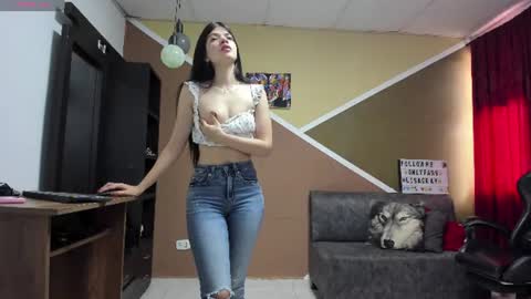 Snapshot of lisagray_1 chatting on June 2026 07:36:01 PM Lisa Gray Independent Model online show from June 2026 07:36:01 PM