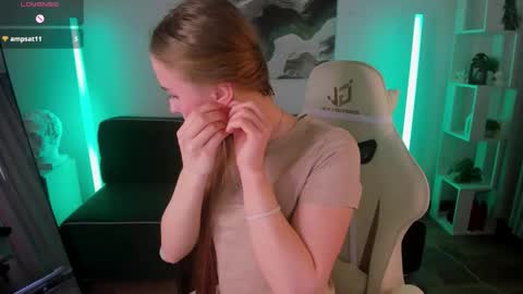 Lisa online show from February 2026 08:01:02 AM