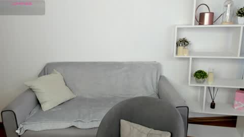 Snapshot of lisahille chatting on April 2026 06:30:01 AM Lisa online show from April 2026 06:30:01 AM