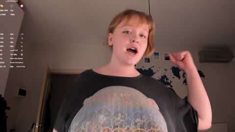 Snapshot of lisalaas chatting on December 2024 10:18:02 PM -Lisa- Help me to reach 100 thumbs up3 online show from December 2024 10:18:02 PM