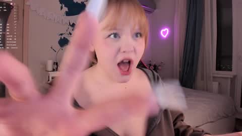 Snapshot of lisalaas chatting on December 2024 09:42:02 PM -Lisa- Help me to reach 100 thumbs up3 online show from December 2024 09:42:02 PM