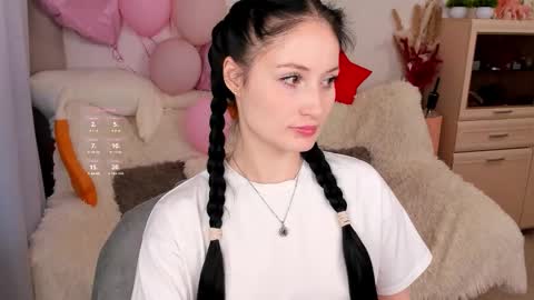 Lisa Moore online show from February 2026 11:00:01 AM