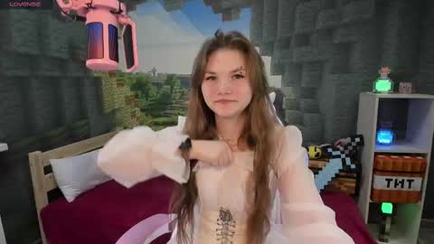 Lisa online show from February 2025 06:13:02 PM