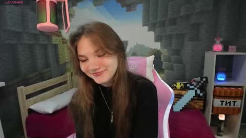 Lisa online show from February 2025 05:33:01 PM