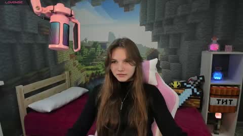 Lisa online show from February 2025 11:58:02 PM