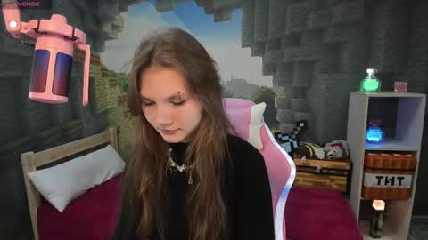 Lisa online show from February 2025 05:49:02 PM