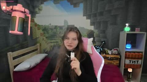 Lisa online show from February 2025 09:14:01 PM
