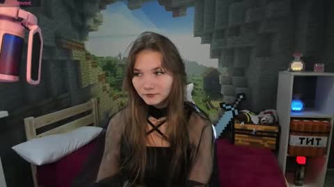Lisa online show from February 2025 09:22:01 PM