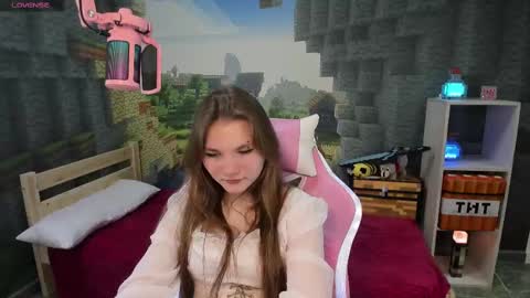 Lisa online show from February 2025 09:27:02 PM