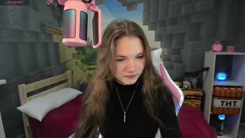 Lisa online show from March 2025 05:08:02 PM
